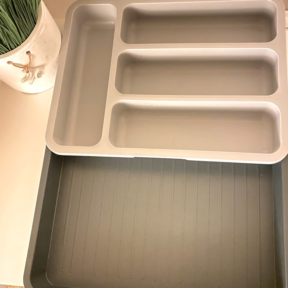 Joseph Joseph Expandable Drawer Storage